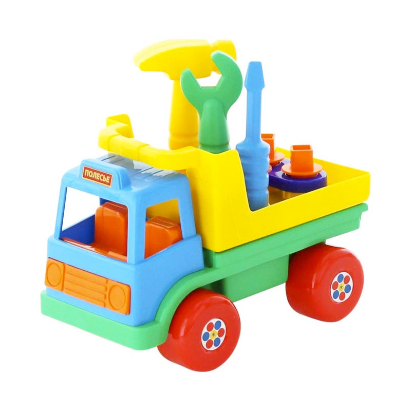 Auto s nářadím