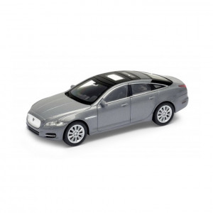 1:34 2010 Jaguar XJ