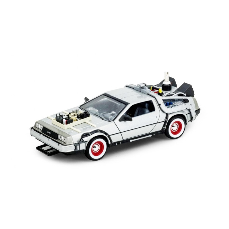 1:24 DeLorean Time Machine 3