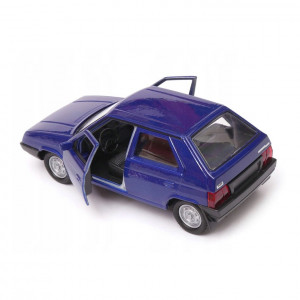 1:34 Škoda Favorit