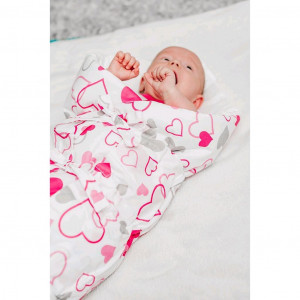 Klasická šnurovacia zavinovačka New Baby modré srdiečka