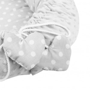 Luxusní hnízdečko s polštářkem a peřinkou New Baby Srdíčko šedé