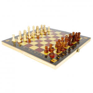 Dřevěné šachy a backgammon v krabičce