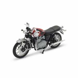 1:18 2002 Triumph...