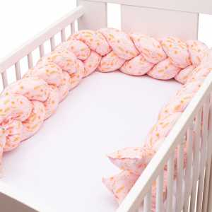 Ochranný mantinel do postieľky vrkoč New Baby Harmony ružový