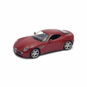 1:24 Alfa Romeo 8C...