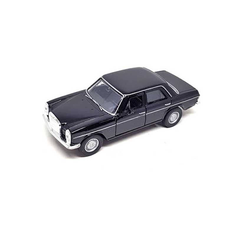 1:34 Mercedes-Benz 220