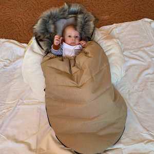 Dětský fusak NEW BABY s kožešinou tmavě modrý
